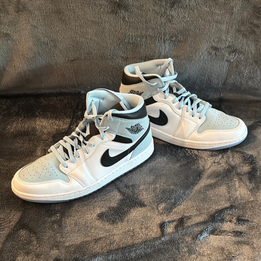 Jordan 1 Mid White Ice Blue Sneakers